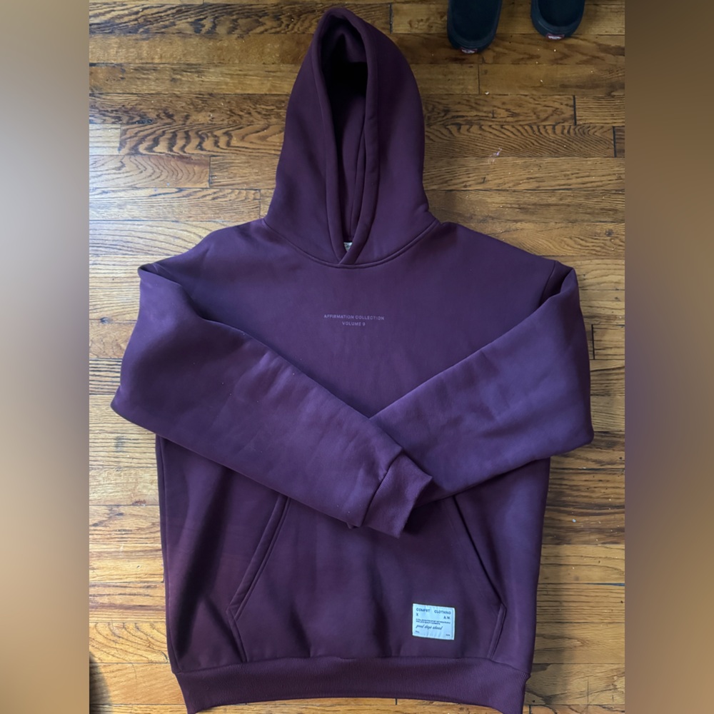Comfrt Hoodie Pullover Maroon Large